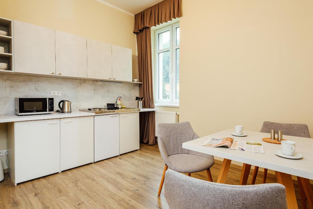 Apartmanovy Dom Grand - Contactless Check In Martinske Hole Exterior photo