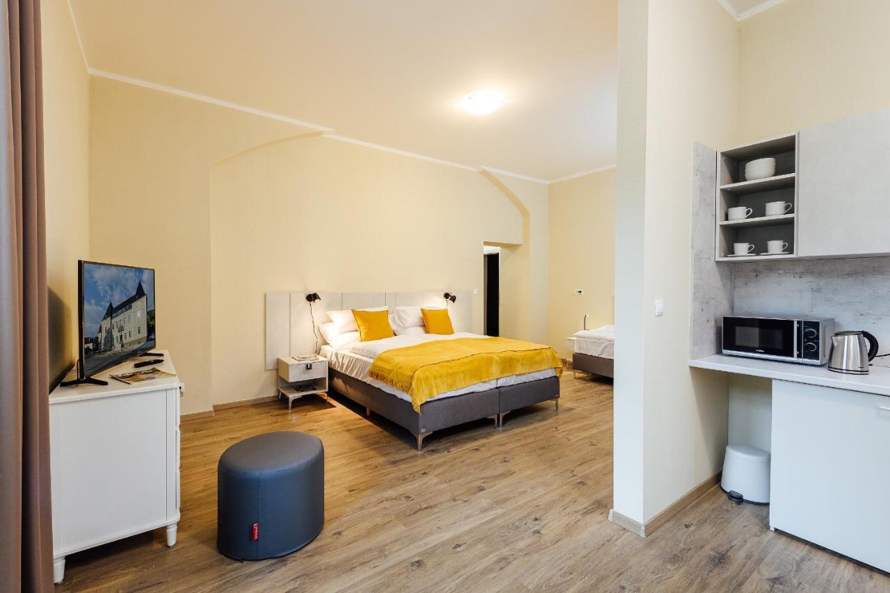 Apartmanovy Dom Grand - Contactless Check In Martinske Hole Exterior photo