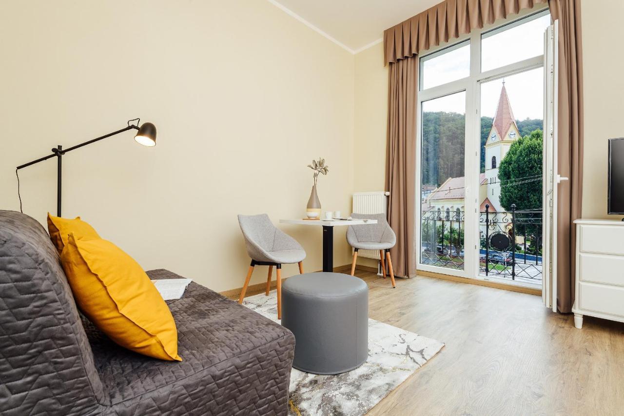 Apartmanovy Dom Grand - Contactless Check In Martinske Hole Exterior photo